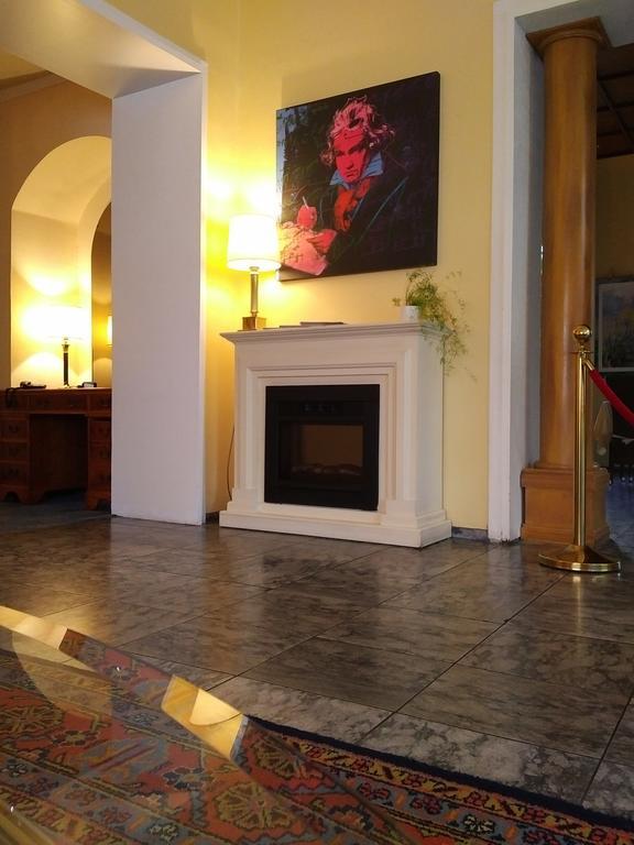 Hotel Eden Am Kurpark 본 외부 사진