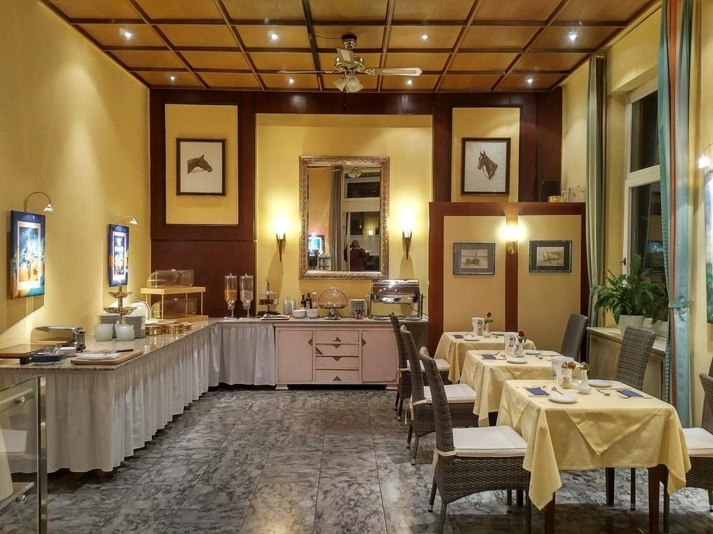 Hotel Eden Am Kurpark 본 외부 사진