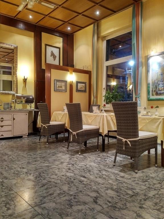 Hotel Eden Am Kurpark 본 외부 사진