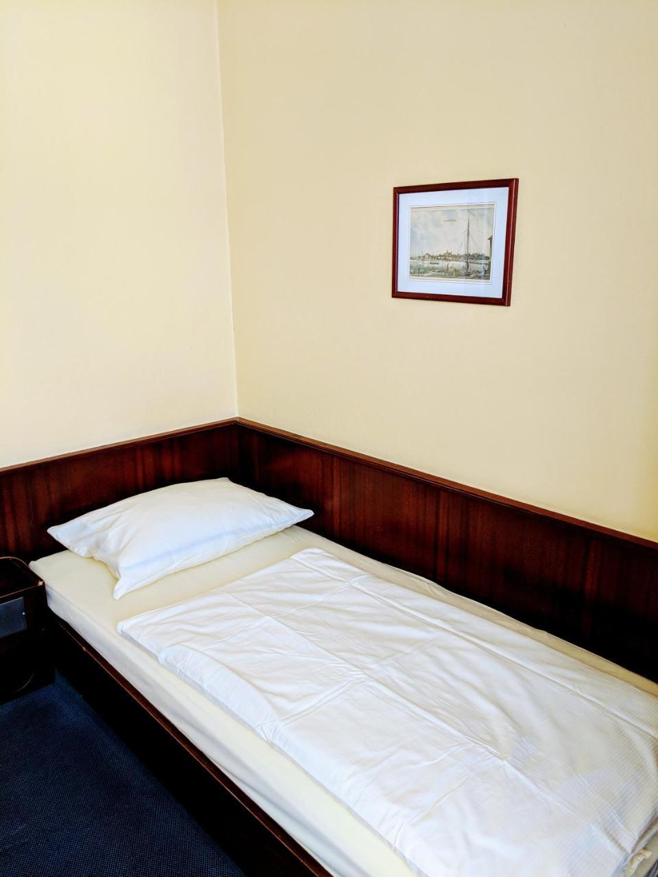 Hotel Eden Am Kurpark 본 외부 사진